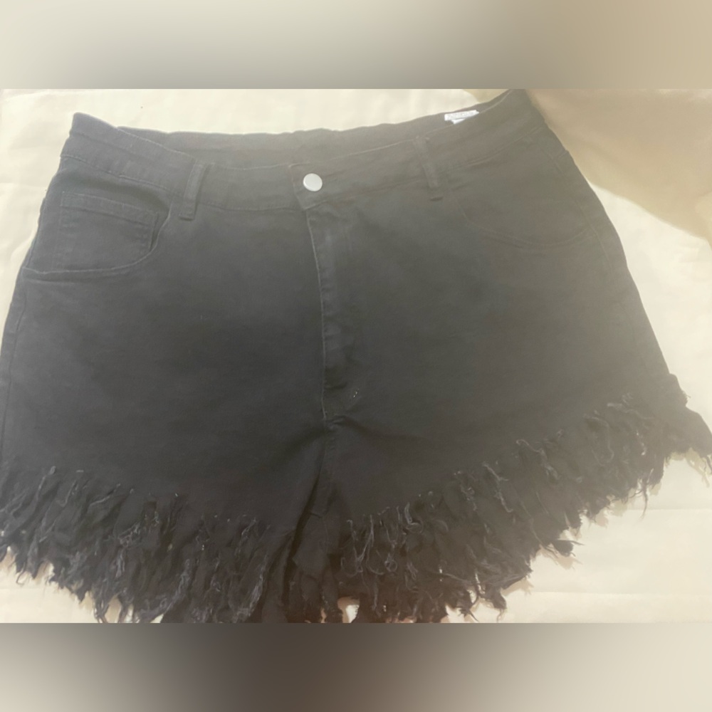 SHEIN Black Jean Shorts with Frayed Hem
